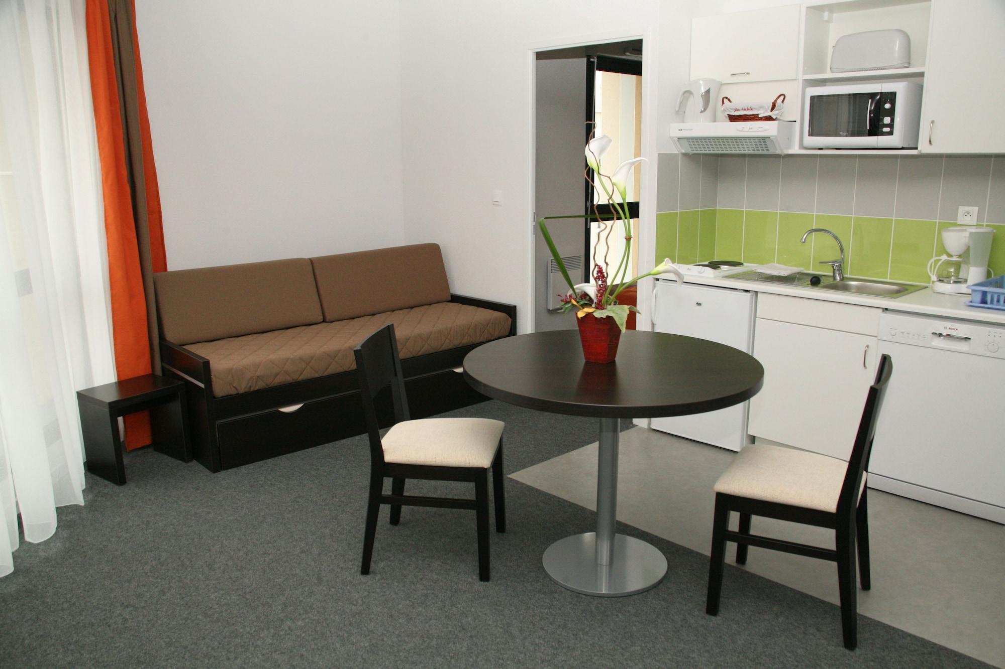 Nemea Appart Hotel Home Suite Nancy Centre Exterior photo