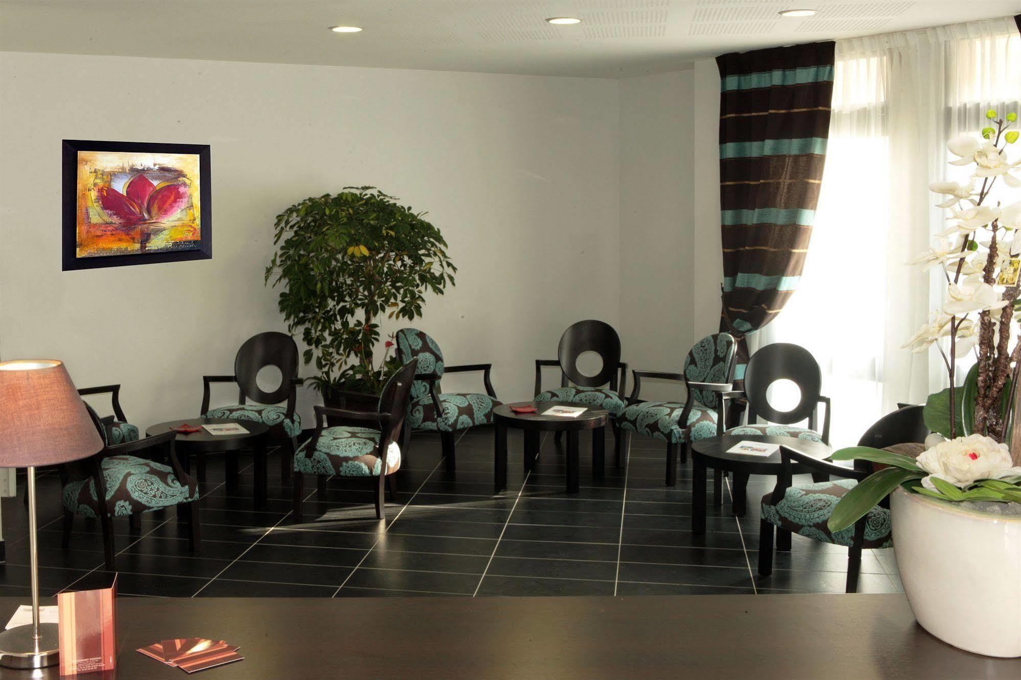 Nemea Appart Hotel Home Suite Nancy Centre Exterior photo